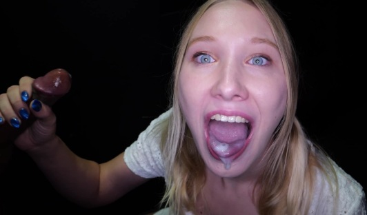 GloryHoleSecrets – Mckenna Lynn – First Glory Hole