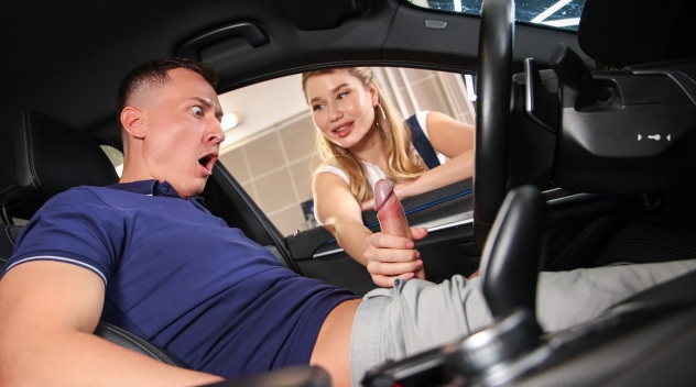 HornyHostel – Amalia Davis – Wax on, Wack off