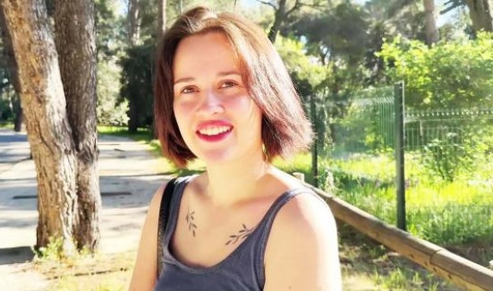 JacquieEtMichelTV – Ruby – 21 Years Old, Photo Model From Valence