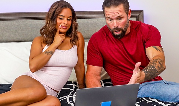 Nookies – Isabella Jules – Sexy Laptop Seduction