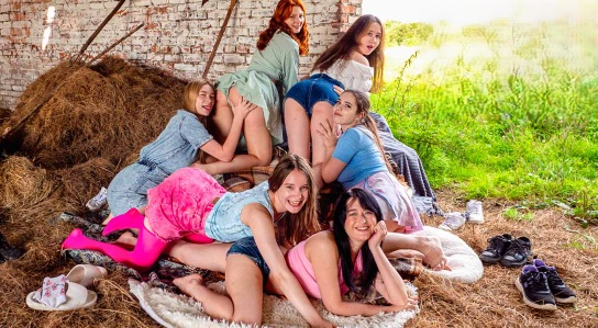 ClubSweethearts — Crazy Alisha, Sugar Ann, Kate Fox & Eva Foreva — Cowgirl Rodeo